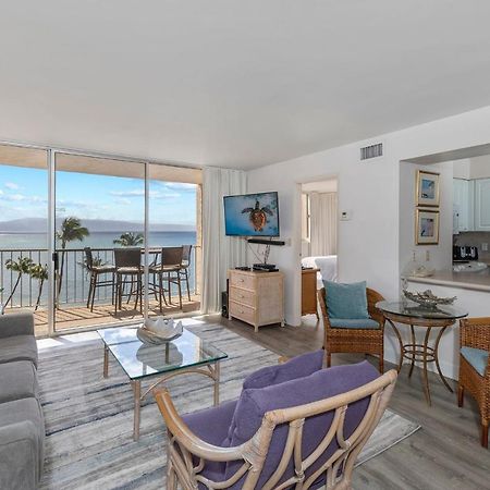 Beachfront Bliss: Oceanside Retreat with Central Dining Villa Kahana Exterior photo