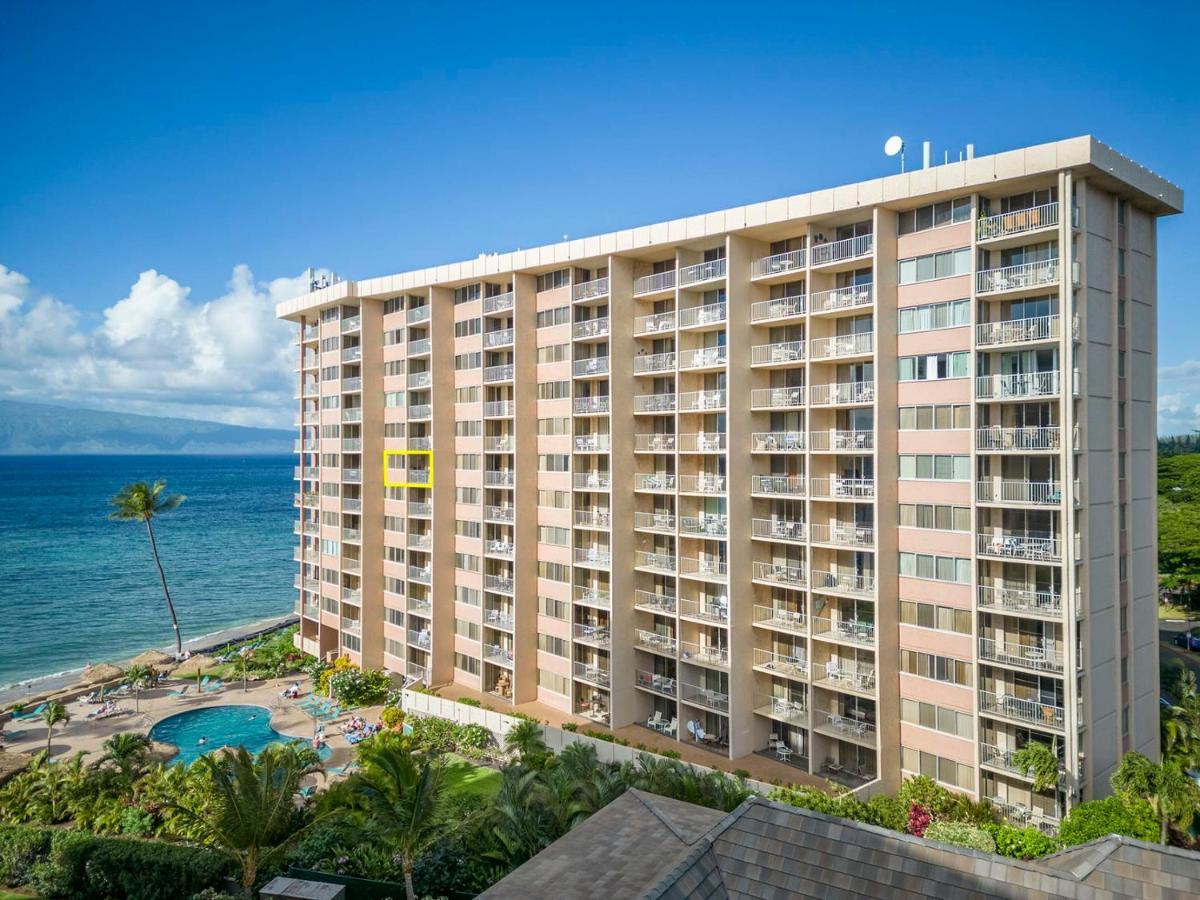 Beachfront Bliss: Oceanside Retreat with Central Dining Villa Kahana Exterior photo